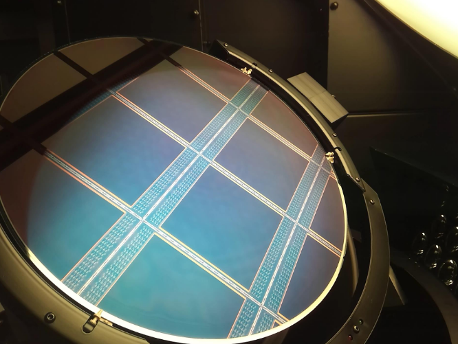 STMicroelectronics and Sphere Studios jointly create the world's largest movie camera image sensor